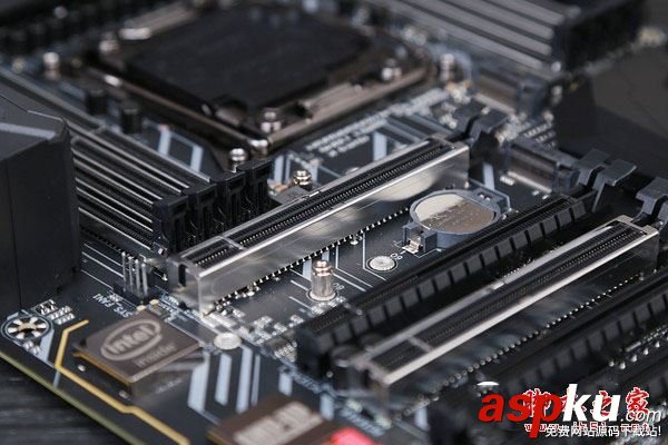 i5-7640X,主板