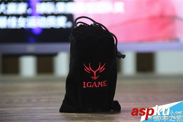 七彩虹,iGame1070,显卡