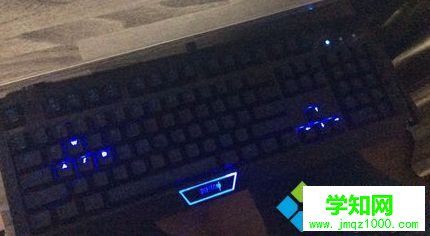 电脑键盘的按键asdw和上下左右键如何进行转换2