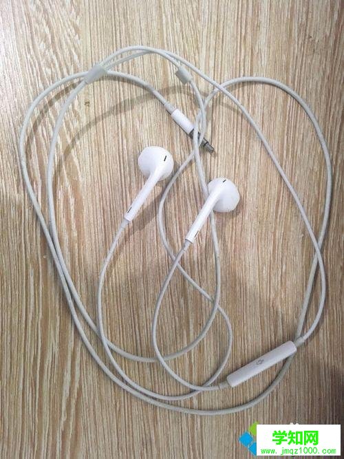 苹果耳机插win10系统电脑没声音怎么回事