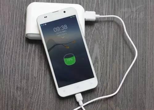 iphone手机整晚充电影响电池寿命吗？