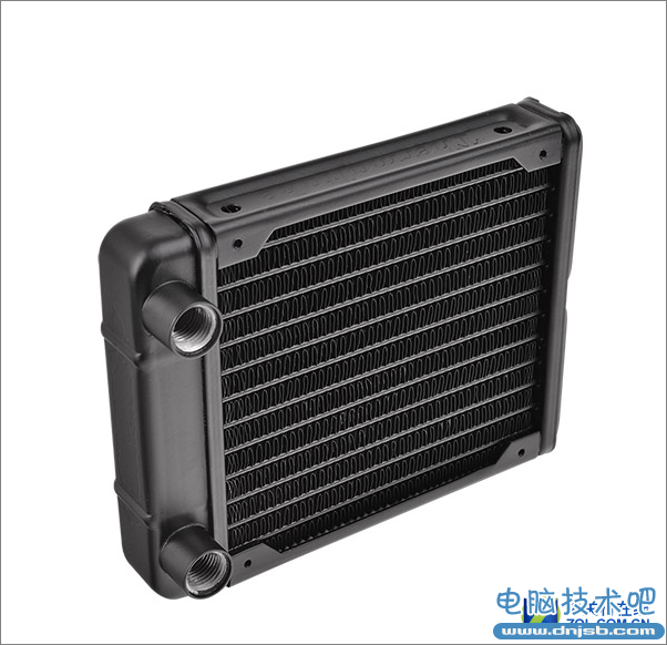 DIY水冷普及时代来临 Tt推桌面水冷套装 