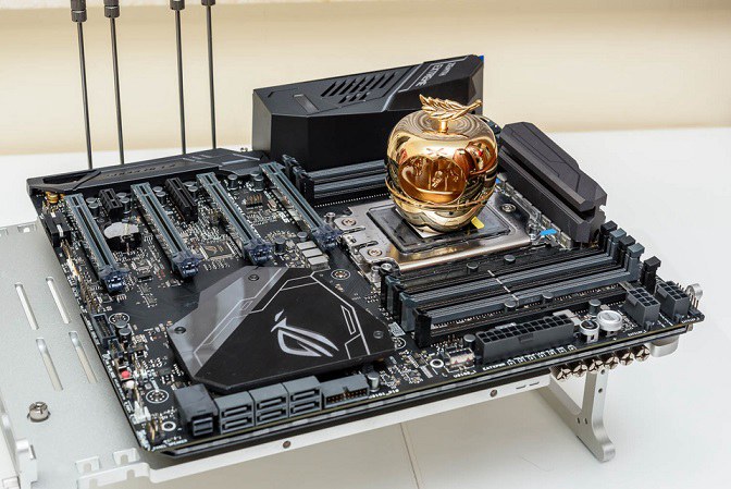 AMD 1950X和i9 7900X哪个好？AI最强1950X与7900X对比评测
