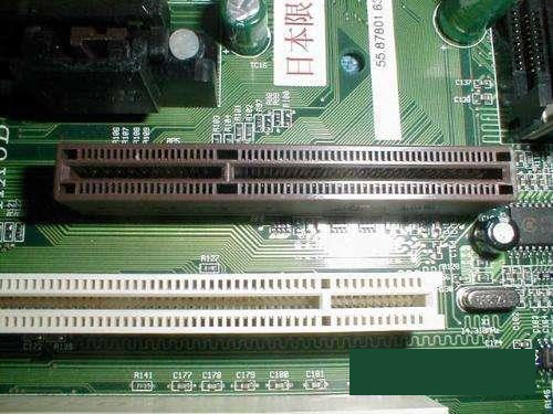 显卡PCI/AGP/PCI-E接口有什么区别？PCI-E接口知识科普