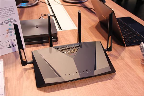 5.8GB/s！华硕全球首推802.11ax Wi-Fi路由器：1秒1部高清电影