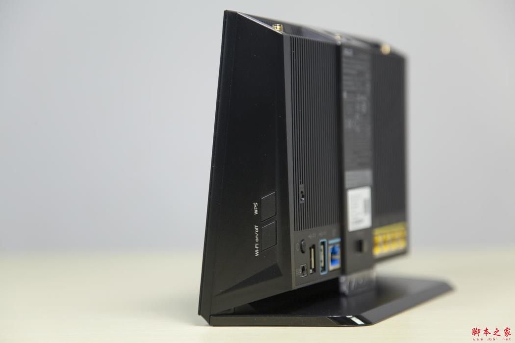 华硕 RT-AC86U 路由器拆解评测
