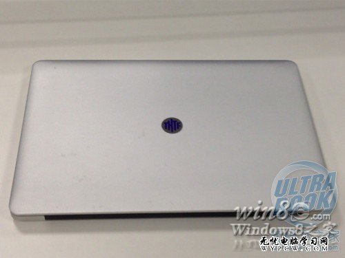 同方下代超极本泄露 全球首款win8十点触控