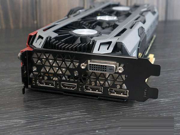 魔兽世界特效全开 不足8500元i7-7700配GTX1070电脑配置推荐