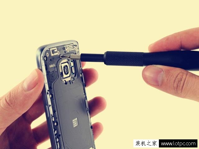 三星s7内部做工怎么样？ 三星galaxy s7拆机图解教程及评测