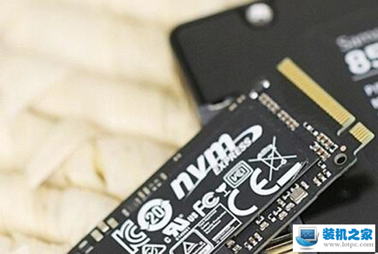 SSD固态硬盘接口有几种