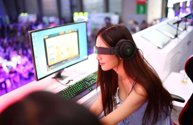 全能型发烧级电脑 万元八代i7-8700K/GTX1080Ti高性能装机配置推荐