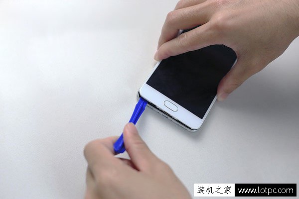 魅族魅蓝5s内部做工怎么样？魅蓝5s手机拆机图解教程
