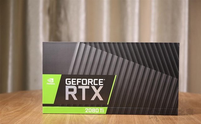 NVIDIA GeForce RTX2080Ti显卡开箱图赏 没看错这就是煤气灶！