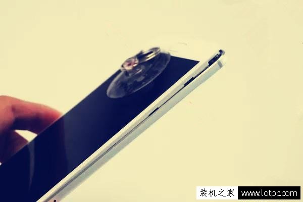 魅族魅蓝e做工怎么样？魅蓝e拆机图解教程及评测