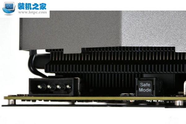 华硕ROG Matrix GTX980Ti拆箱+3DMARK跑分