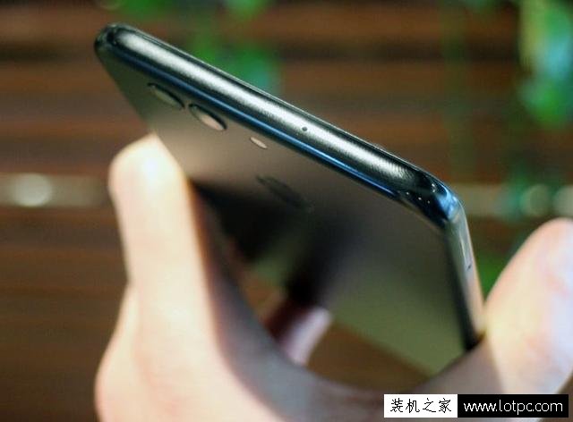 华为nova2plus怎么样？华为Nova 2 Plus轻度评测