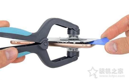 苹果iPhone8手机内部做工图赏 苹果iPhone8拆解全过程详细版