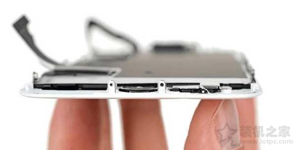 苹果iPhone8手机内部做工图赏 苹果iPhone8拆解全过程详细版