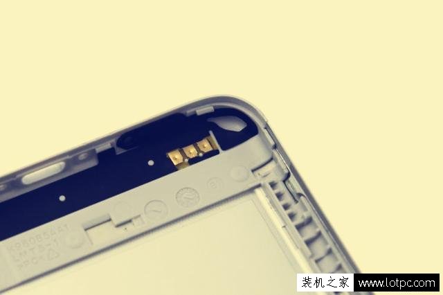 手机拆解：魅族魅蓝note 3做工怎么样？魅蓝note3拆机图解教程