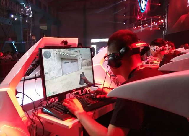 游戏玩家专用主机 9000元酷睿i7-8700搭配GTX1070组装机游戏配置