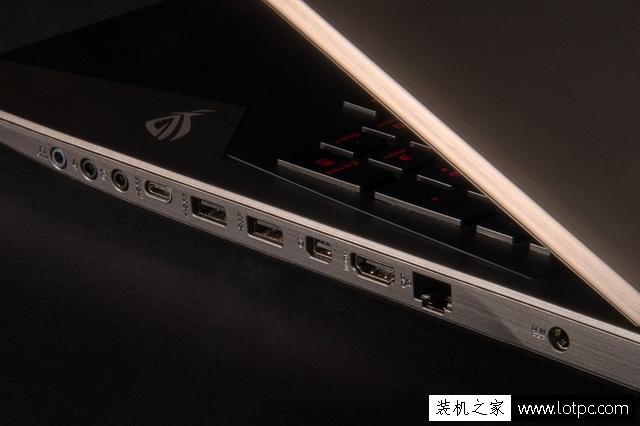 华硕ROG玩家国度G752游戏本评测：性能和颜值兼具