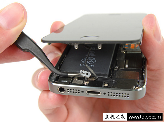 苹果iPhone 5s怎么更换听筒？苹果iPhone 5s拆机更换听筒图文教程