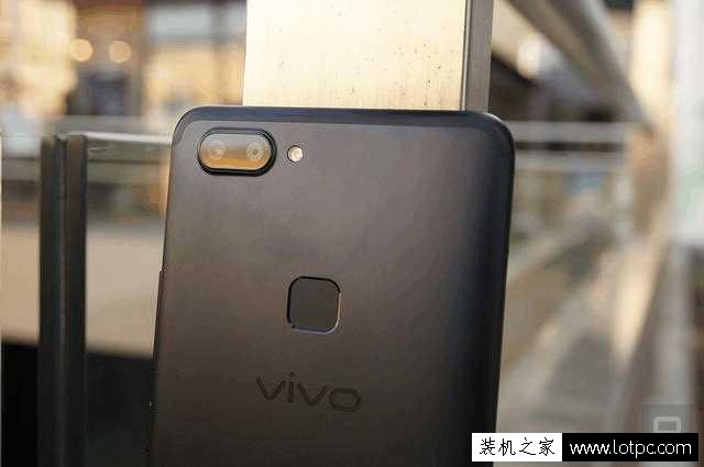 vivo X20对比OPPO R11s, 究竟谁更值得买？