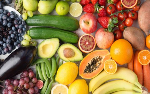 不爱吃蔬菜能多吃水果代替？水果和蔬菜营养成分不同